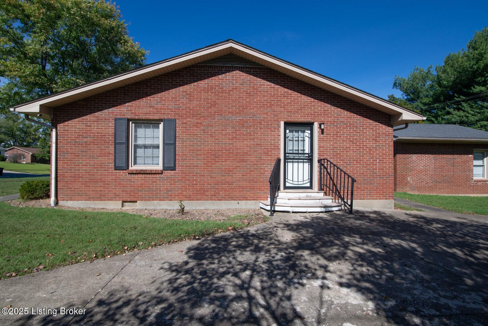 1106 Pawnee Dr
