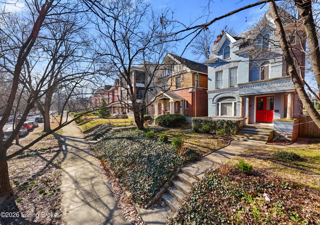 Photo of 920 Cherokee Rd, Louisville, KY 40204 (MLS # 1715675)