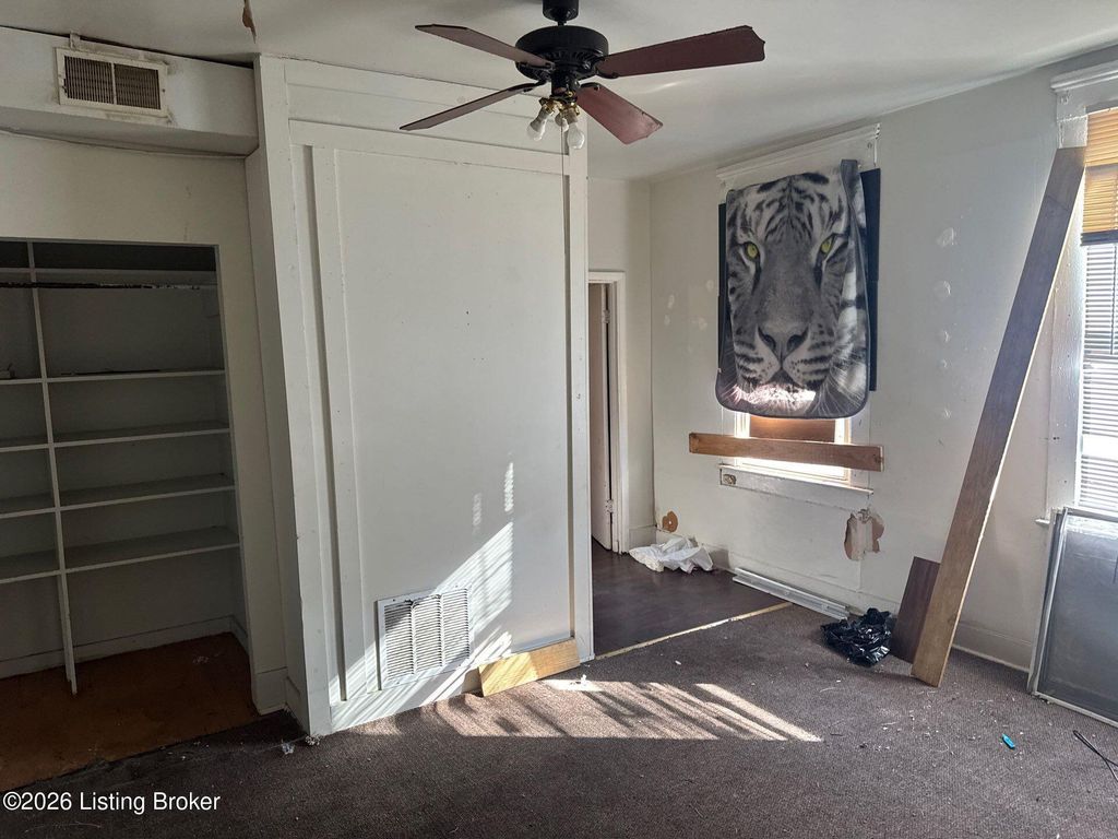 Photo of 2230 Congress St, Louisville, KY 40212 (MLS # 1709273)