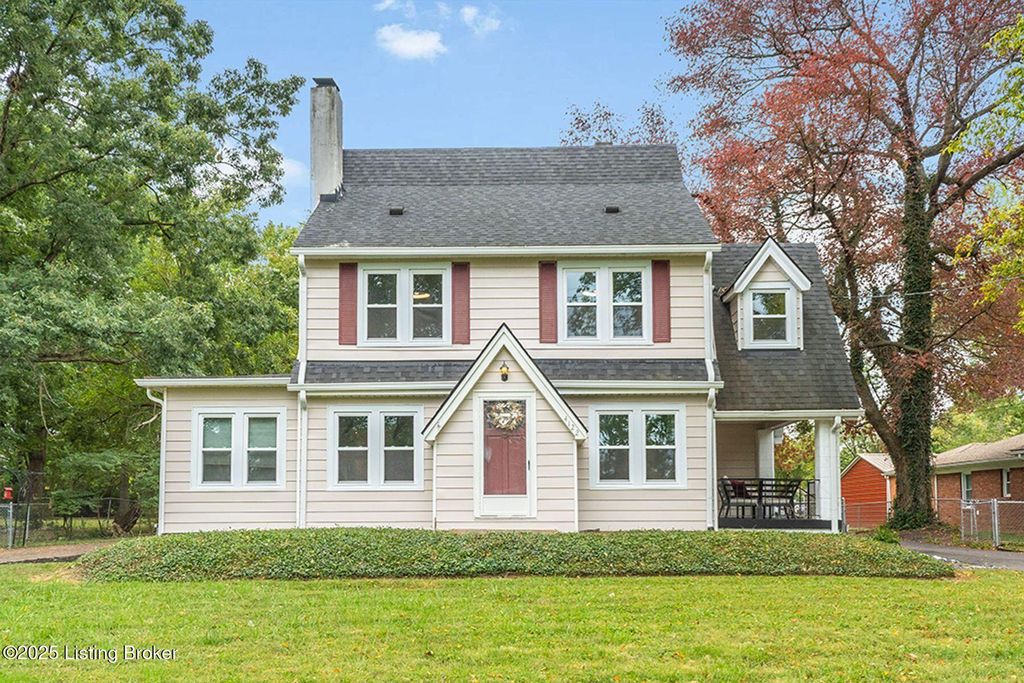 Photo of 4122 Handley Ave, Louisville, KY 40218 (MLS # 1706102)
