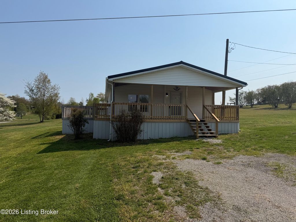 Photo of 40 Hundred Acre Pond Rd, Hardyville, KY 42746 (MLS # 1713699)