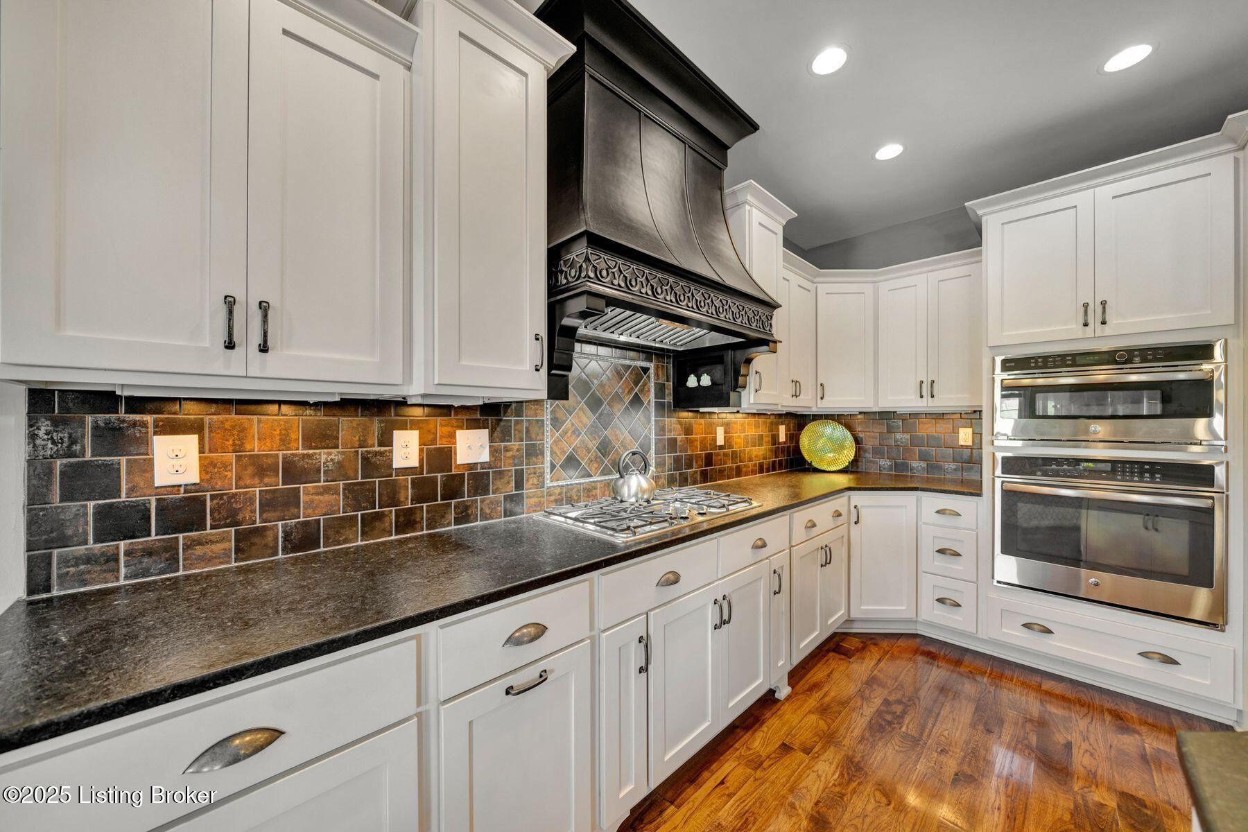 7507 Creekton Dr, Louisville, Kentucky image 14