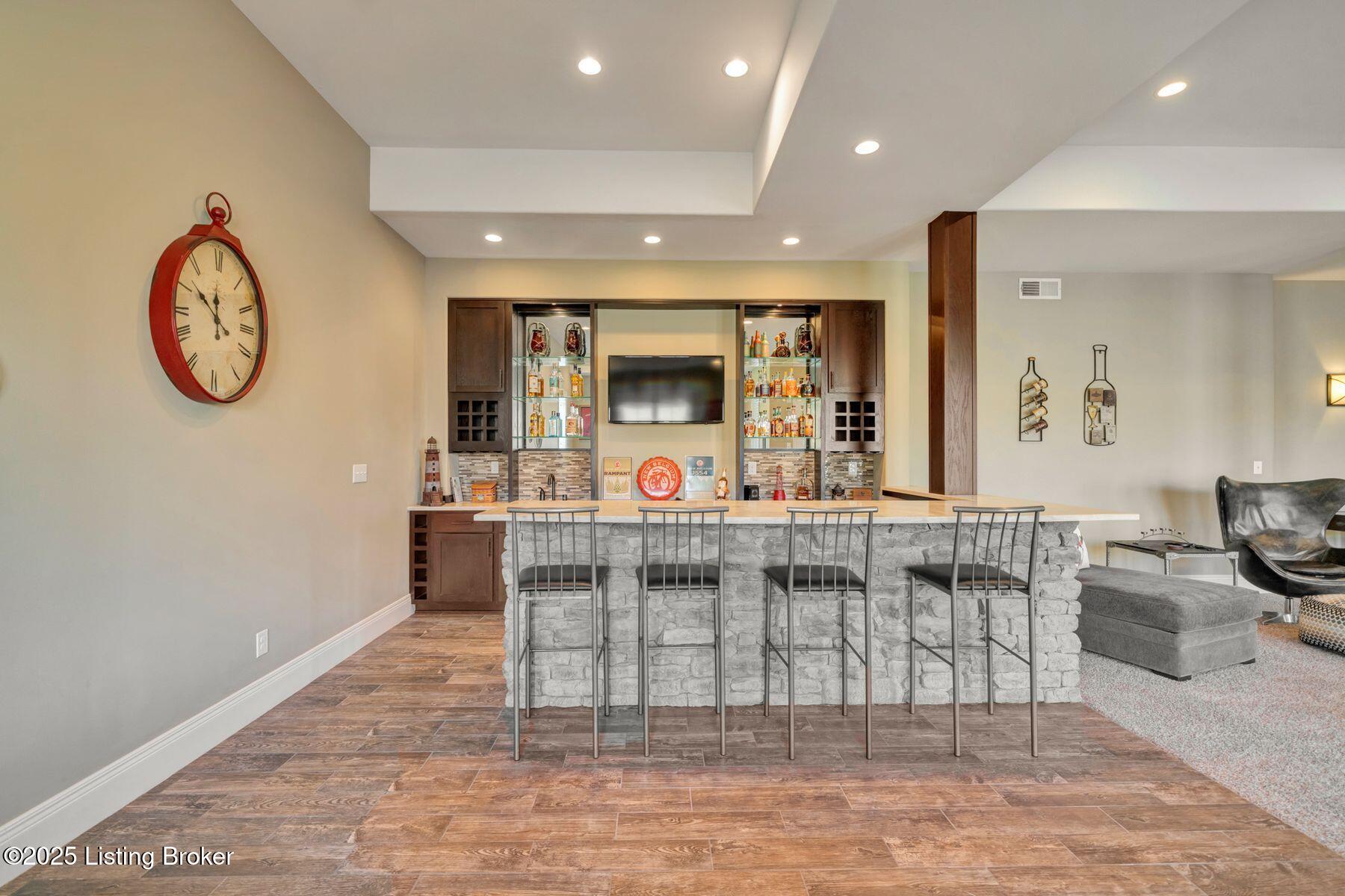7507 Creekton Dr, Louisville, Kentucky image 41