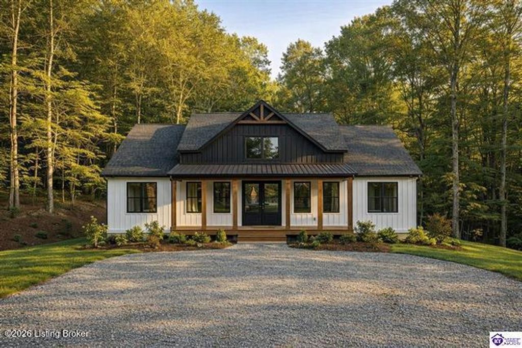 Photo of 200 Vivienne Trace Trce, Clarkson, KY 42726 (MLS # 1714268)