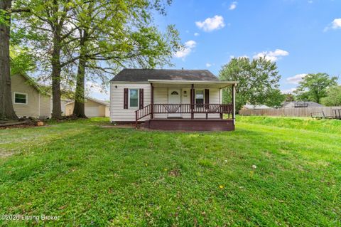 Photo of 3328 Farnsley Rd, Louisville, KY 40216 (MLS # 1714661)