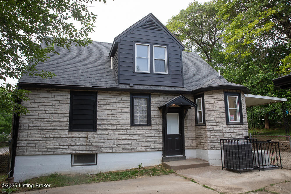 1436 Huntoon Ave, Louisville, Pennsylvania image 3