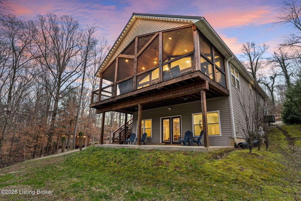 Photo of 102 Whipperwill Dr, Clarkson, KY 42726 (MLS # 1711485)