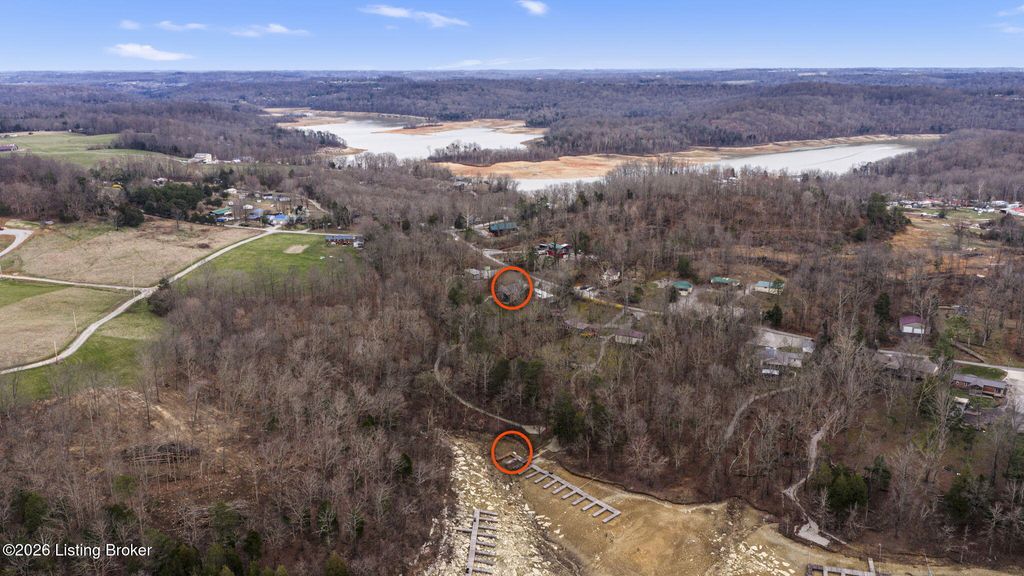 Photo of 102 Whipperwill Dr, Clarkson, KY 42726 (MLS # 1711485)