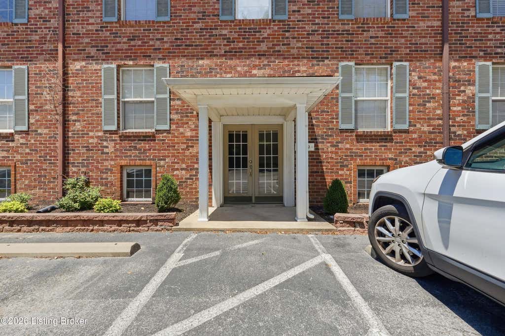 Photo of 729 N Hite Ave #6, Louisville, KY 40206 (MLS # 1727477)