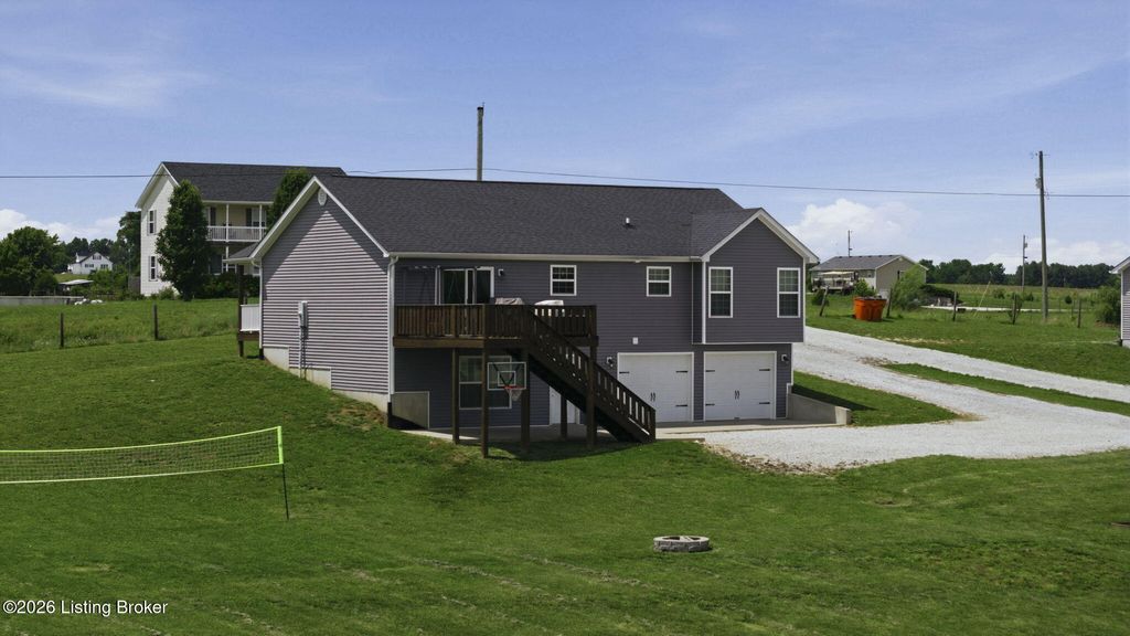 Photo of 1054 Saint John Church Rd, Elizabethtown, KY 42701 (MLS # 1720515)