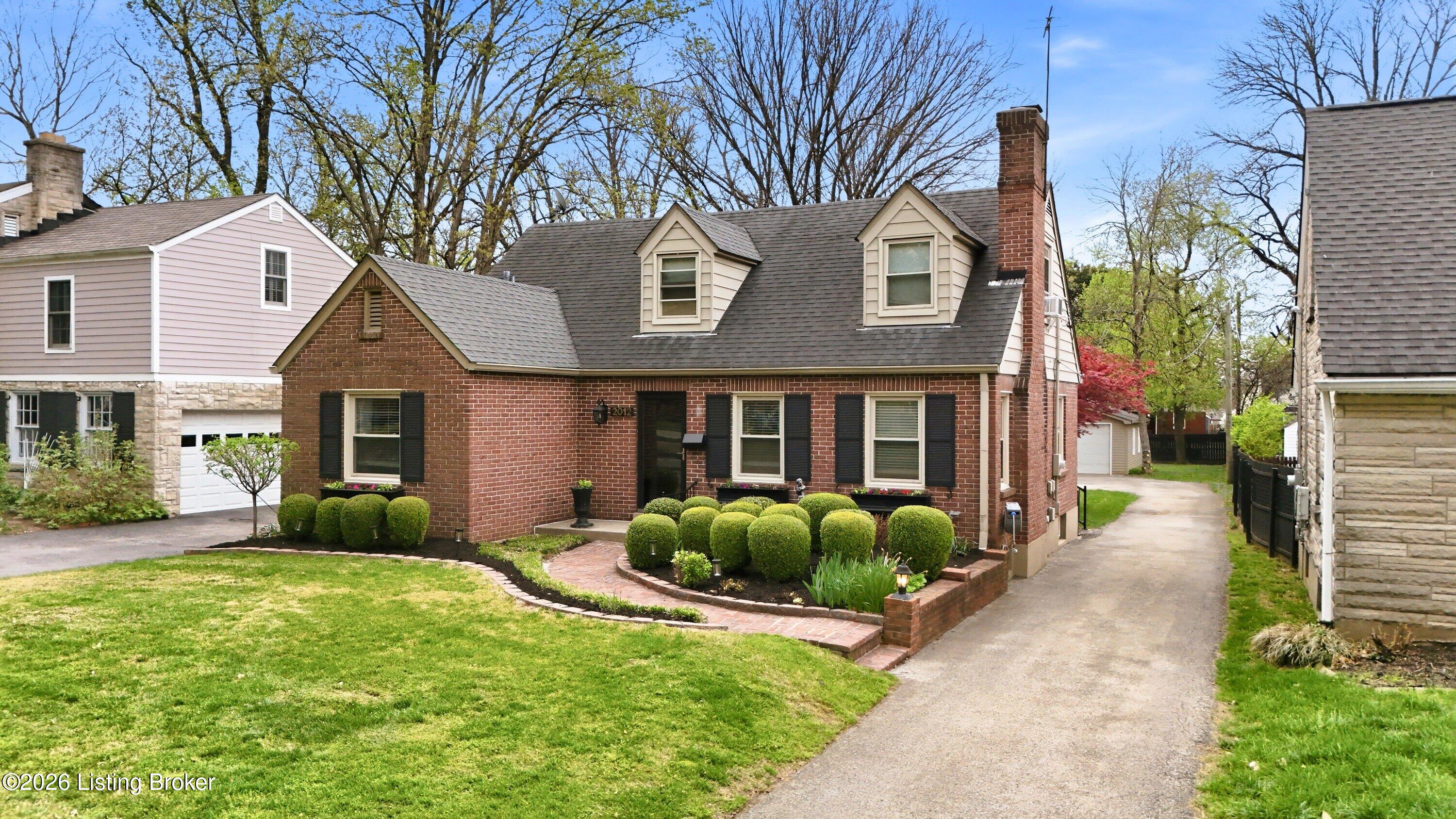 2012 Strathmoor Blvd