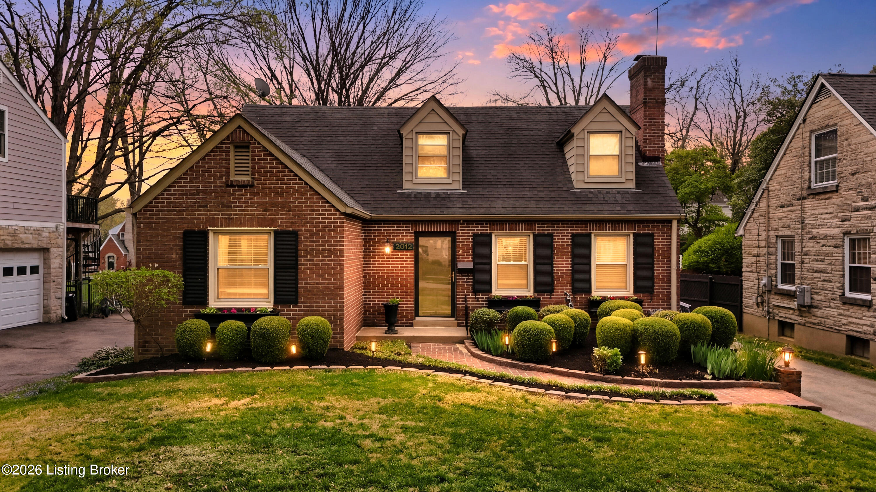 2012 Strathmoor Blvd