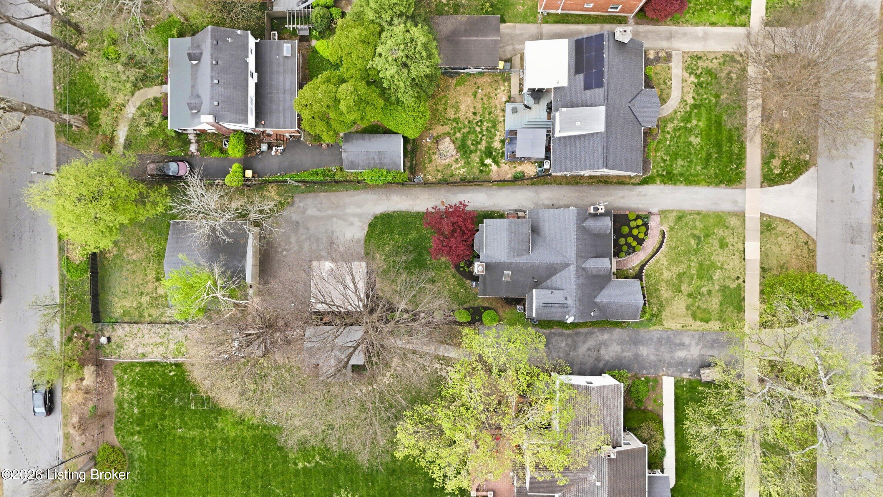 2012 Strathmoor Blvd