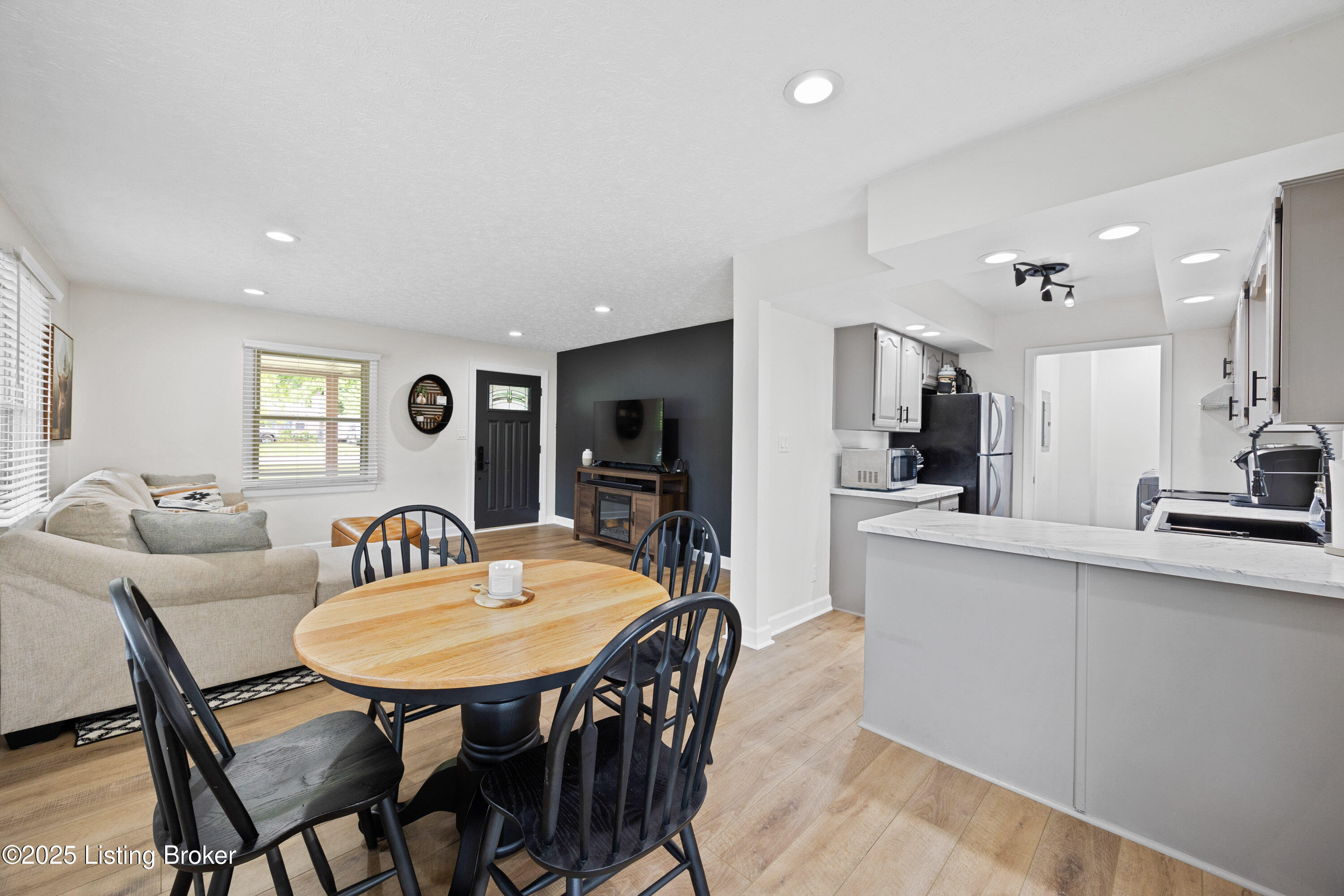 6507 South Dr, Louisville, Pennsylvania image 11