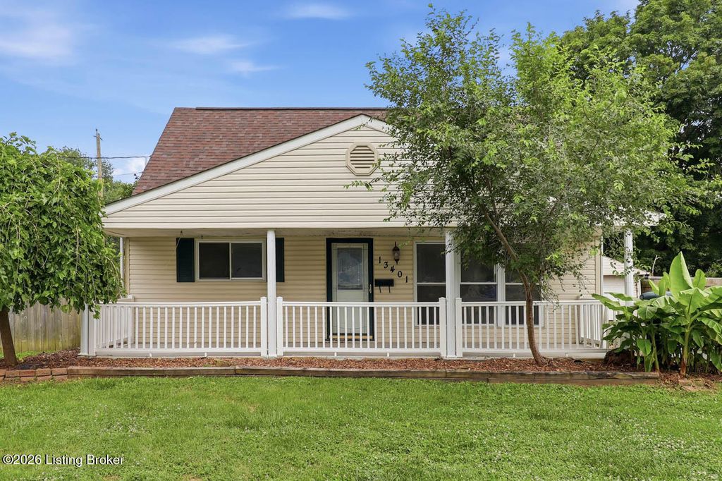 Photo of 13401 Kinross Blvd, Louisville, KY 40272 (MLS # 1721194)