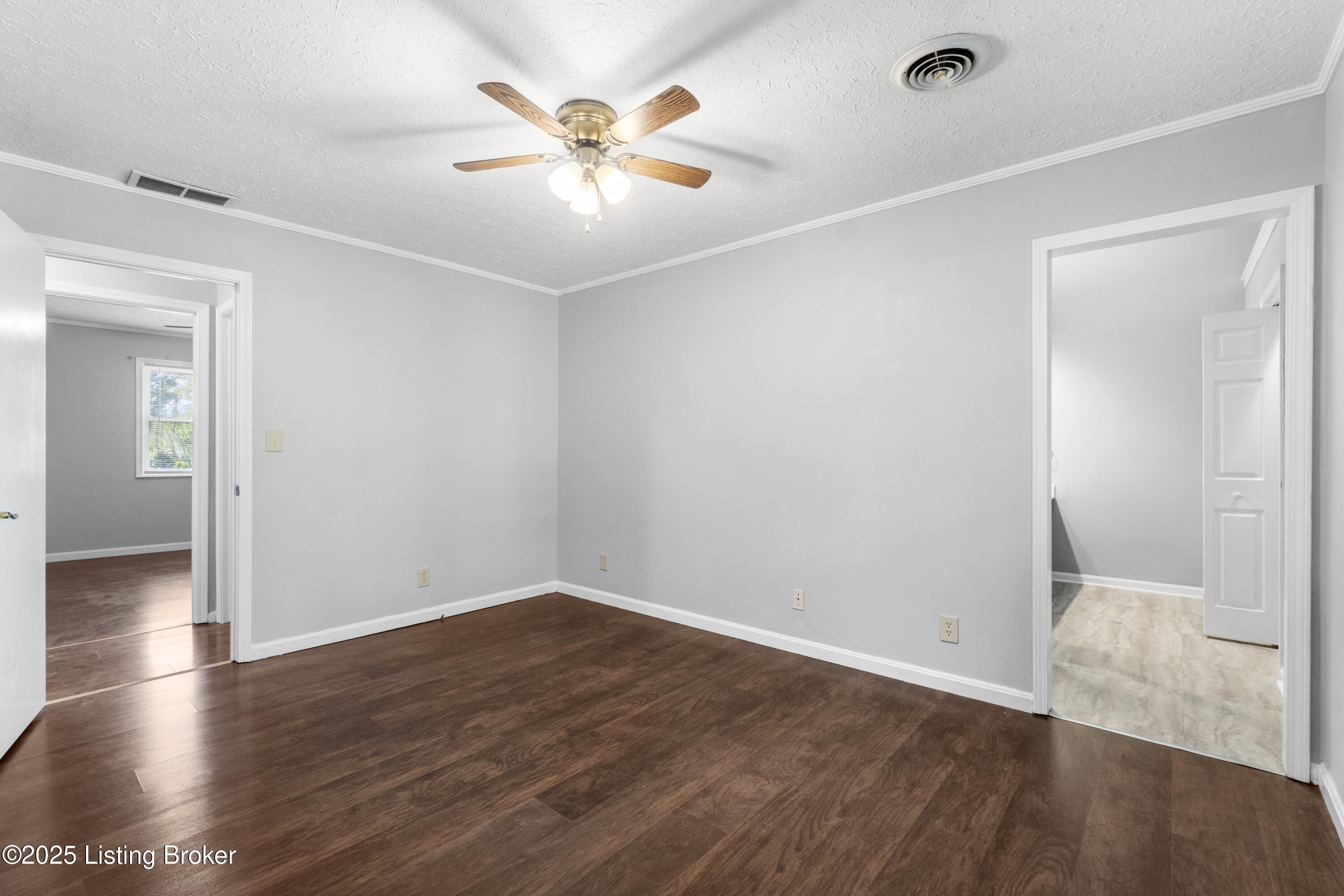 727 Iroquois Ave, Louisville, Pennsylvania image 21