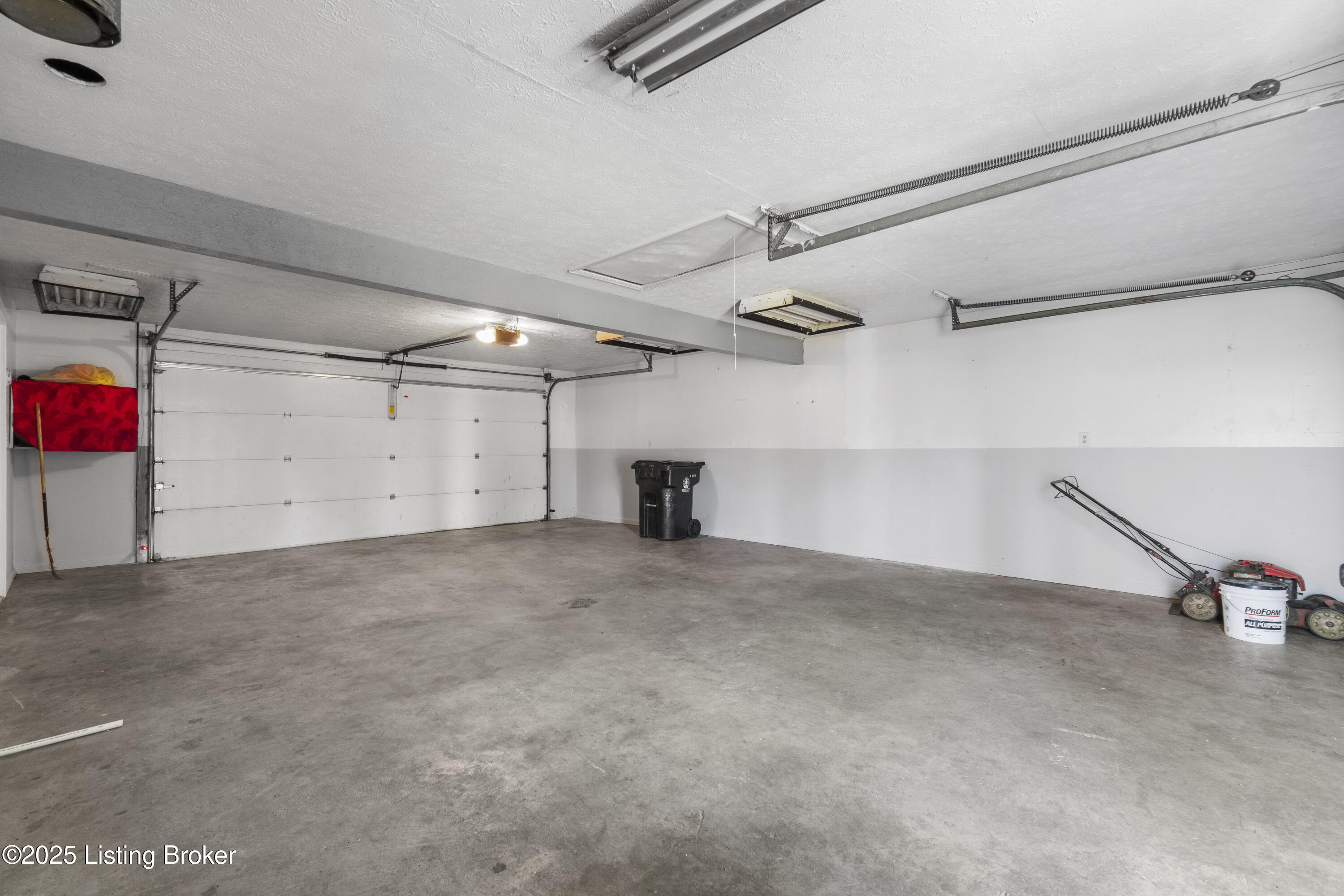 727 Iroquois Ave, Louisville, Pennsylvania image 31