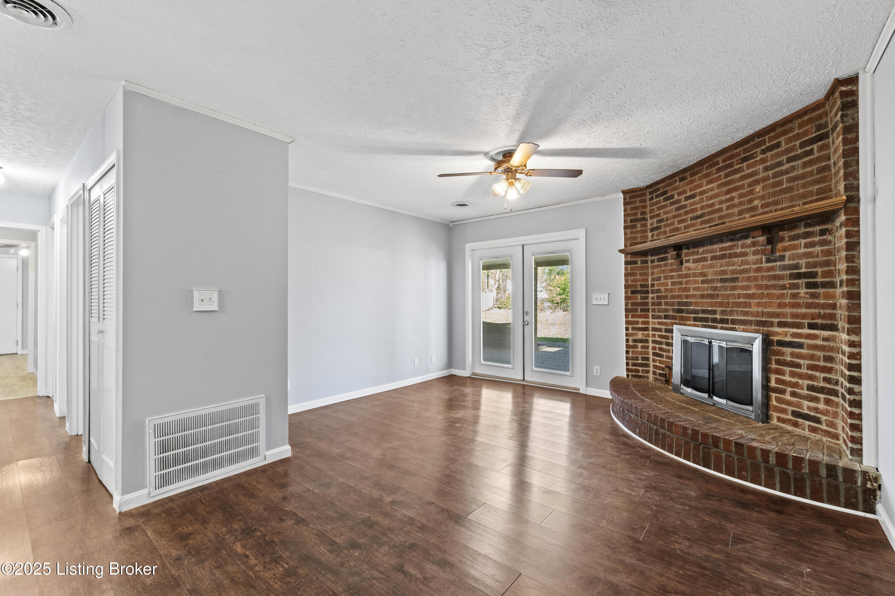727 Iroquois Ave, Louisville, Pennsylvania image 11