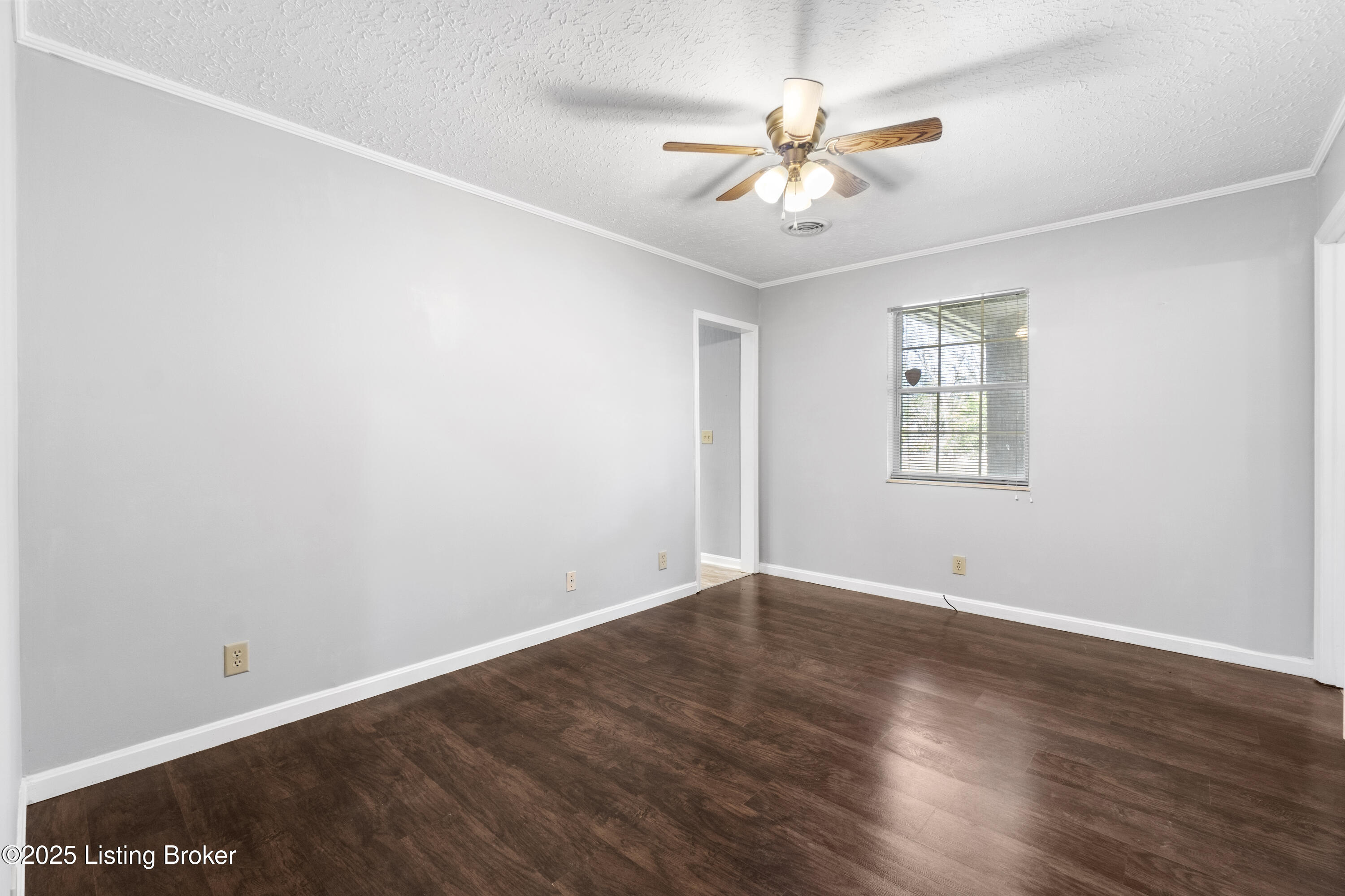 727 Iroquois Ave, Louisville, Pennsylvania image 20