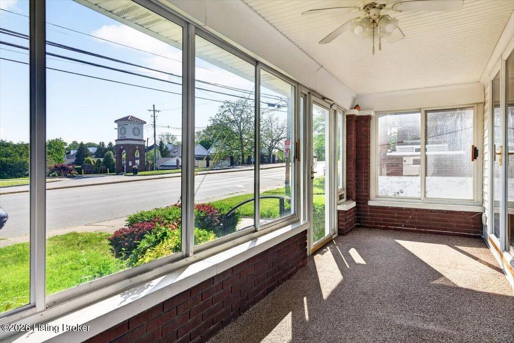 Photo of 1260 Goss Ave, Louisville, KY 40217 (MLS # 1694763)