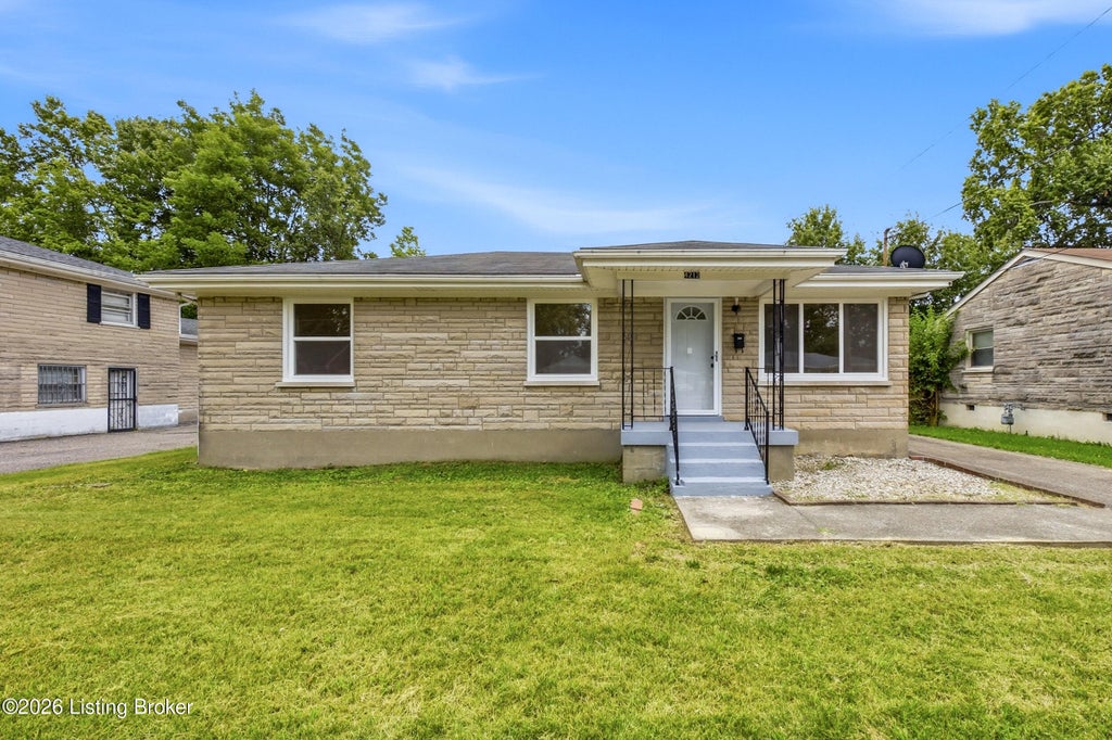 Photo of 4212 Naomi Dr, Louisville, KY 40219 (MLS # 1724862)