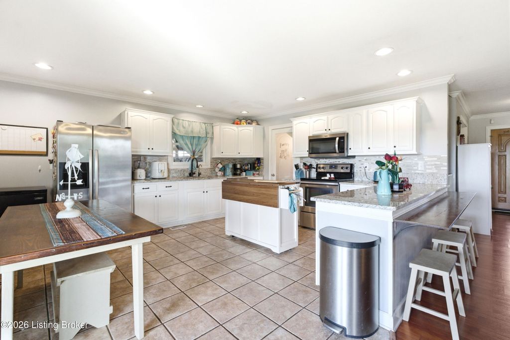 Photo of 761 Tuggle Rd #TR B, Lancaster, KY 40444 (MLS # 1715491)