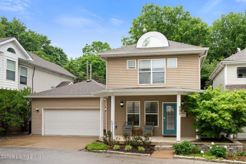 Photo of 303 Cliffwood Hill Way, Louisville, KY 40206 (MLS # 1716769)