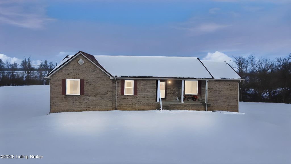 Photo of 82 N Sunset Ave, Cecilia, KY 42724 (MLS # 1708182)