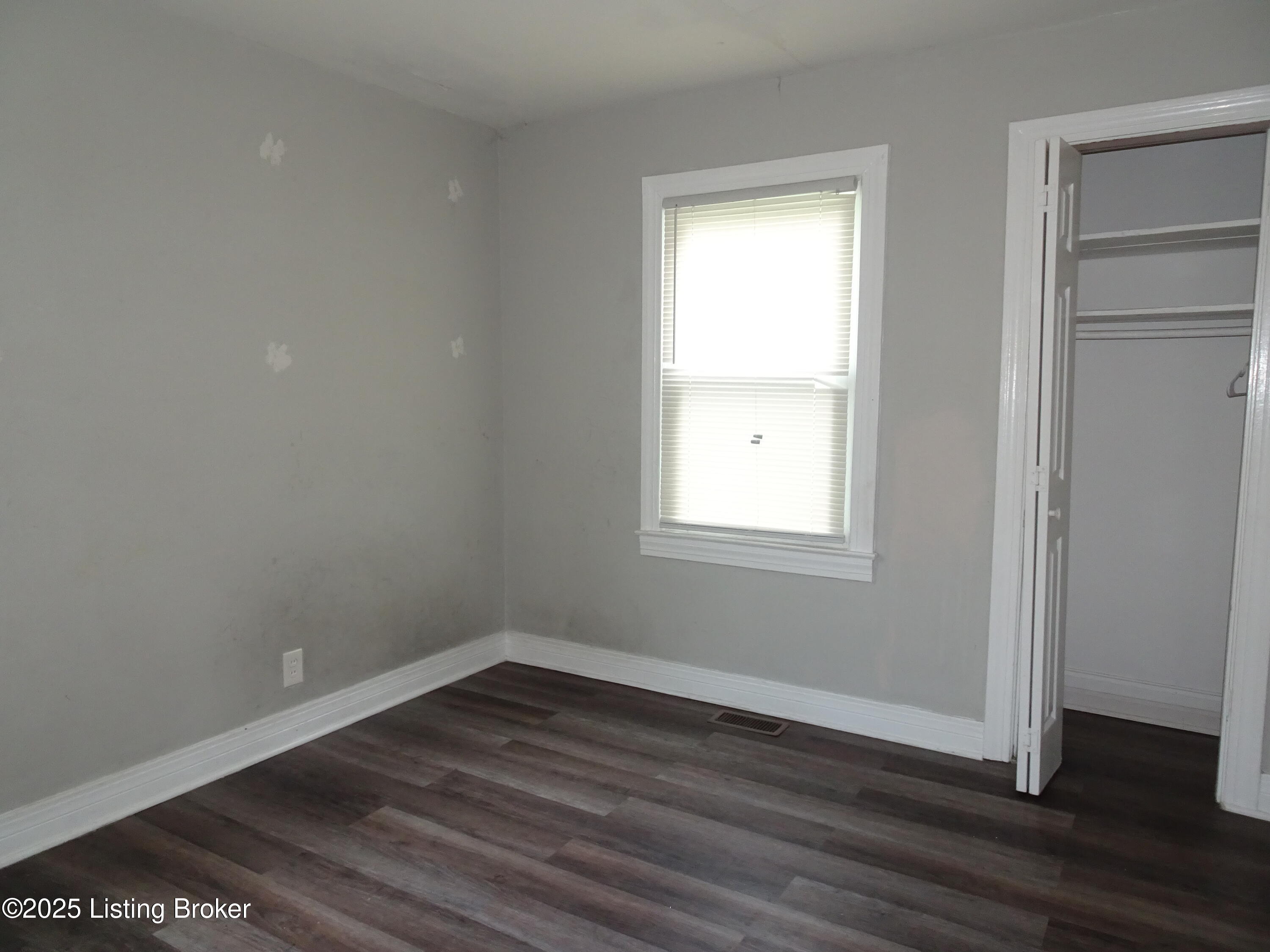 1406 Phyllis Ave, Louisville, Pennsylvania image 7