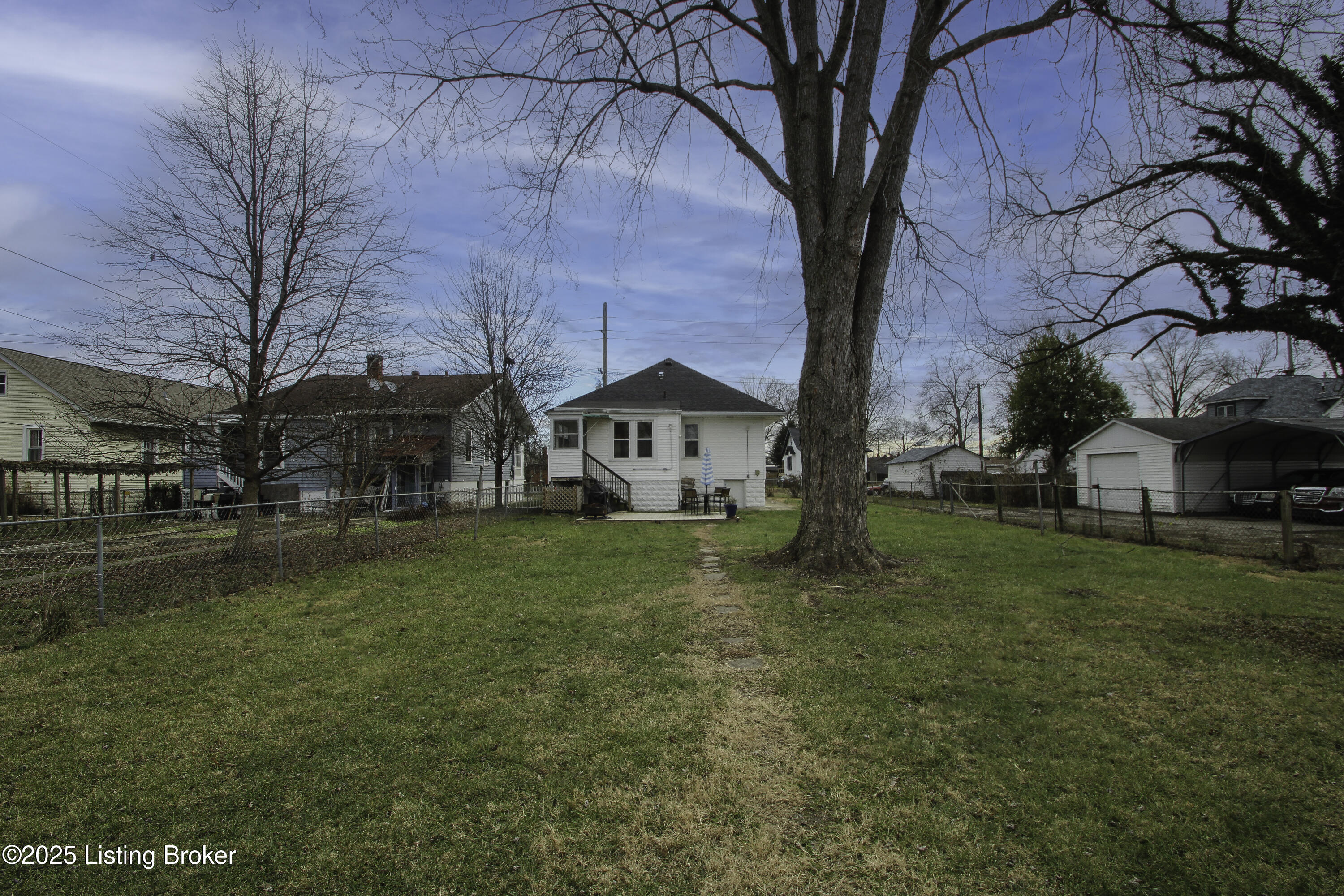 4644 S 1st St, Louisville, Kentucky image 37