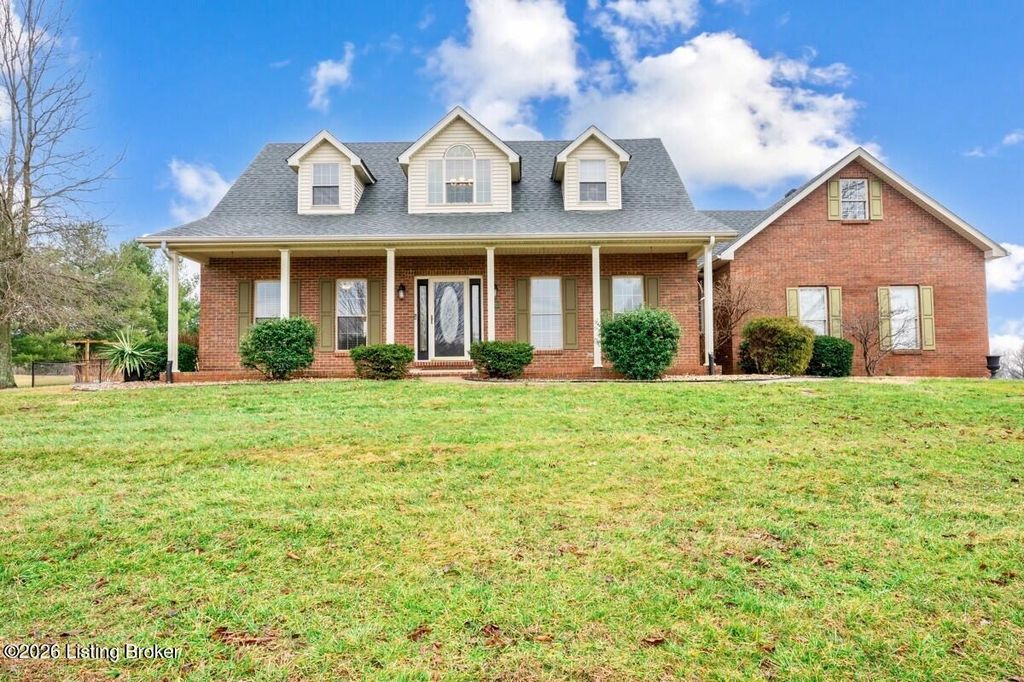 Photo of 183 Andover Dr, Glendale, KY 42740 (MLS # 1710584)