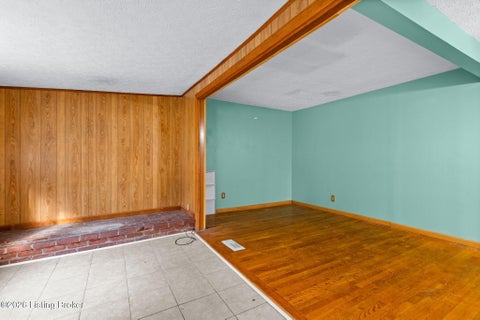 Tiny photo for 10509 Fairview Ave, Jeffersontown, KY 40299 (MLS # 1728989)