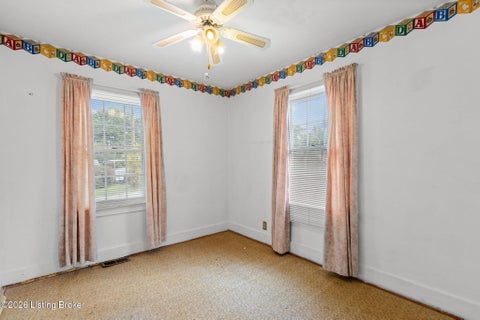Tiny photo for 10509 Fairview Ave, Jeffersontown, KY 40299 (MLS # 1728989)