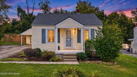 Tiny photo for 10509 Fairview Ave, Jeffersontown, KY 40299 (MLS # 1728989)