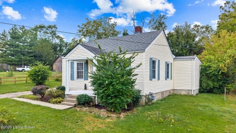 Tiny photo for 10509 Fairview Ave, Jeffersontown, KY 40299 (MLS # 1728989)