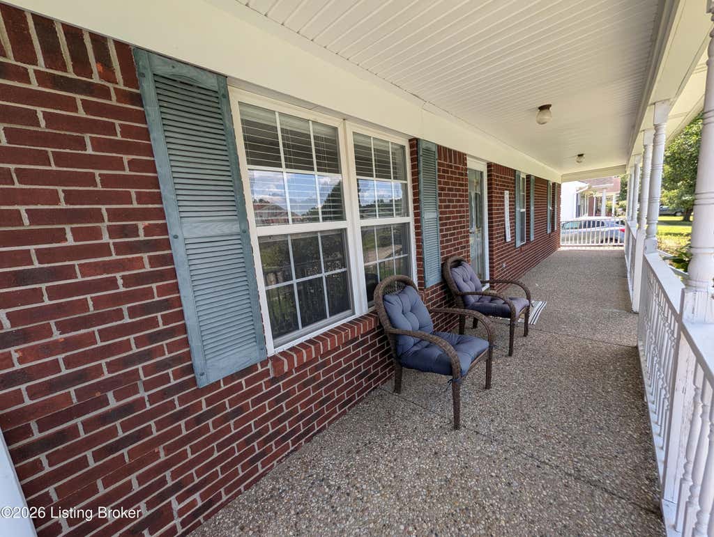 Photo of 352 River Trace, Shepherdsville, KY 40165 (MLS # 1724947)