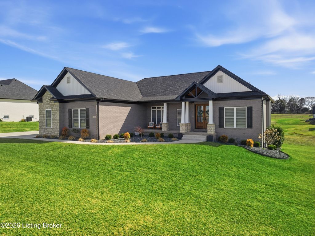 Photo of 413 Brennan Ct, Shepherdsville, KY 40165 (MLS # 1710166)