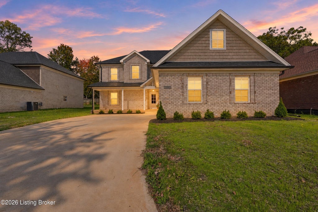 Photo of 10505 Holly Berry Dr, Louisville, KY 40299 (MLS # 1731550)