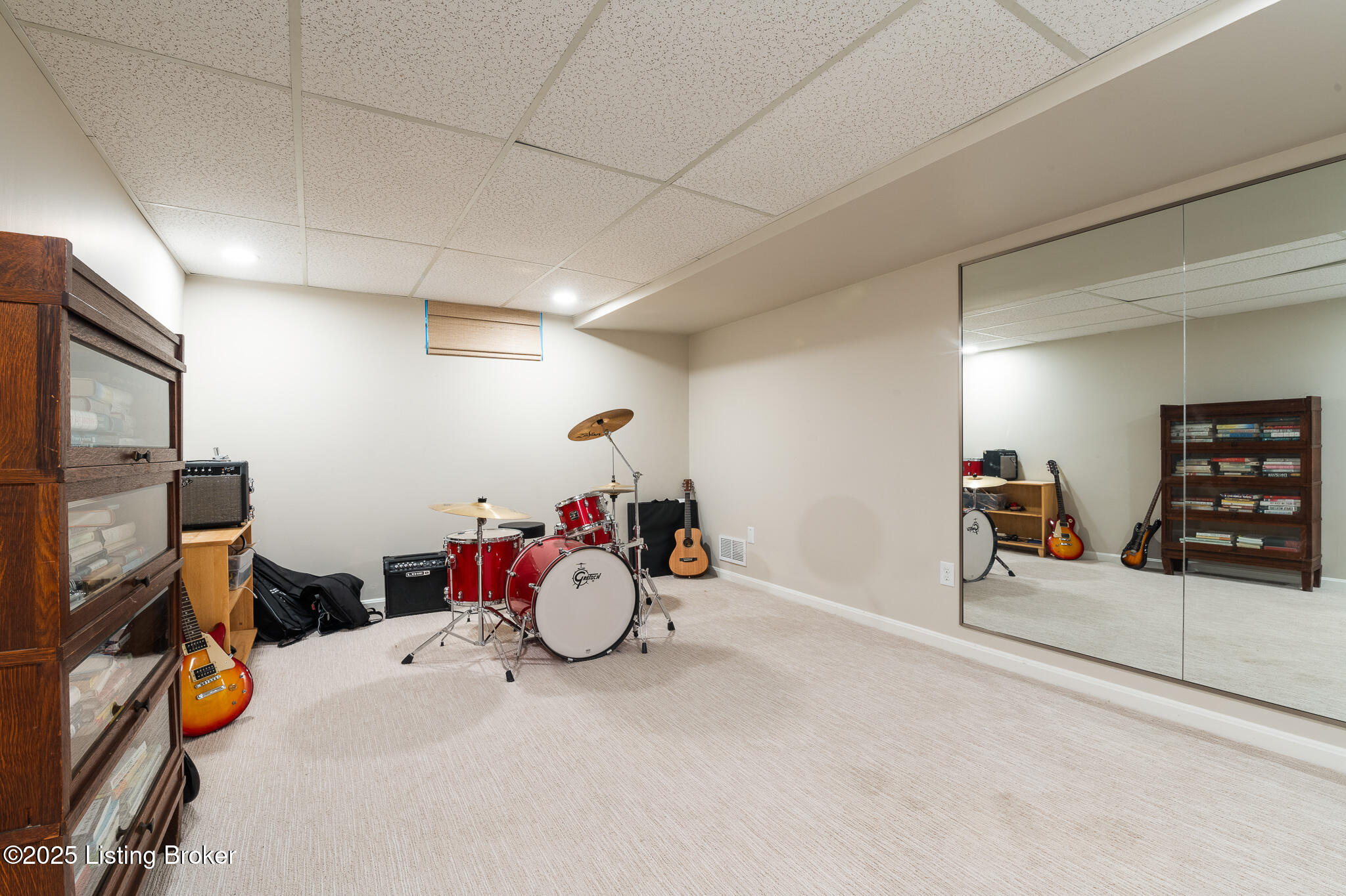 9009 Hurstwood Ct, Louisville, Kentucky image 40