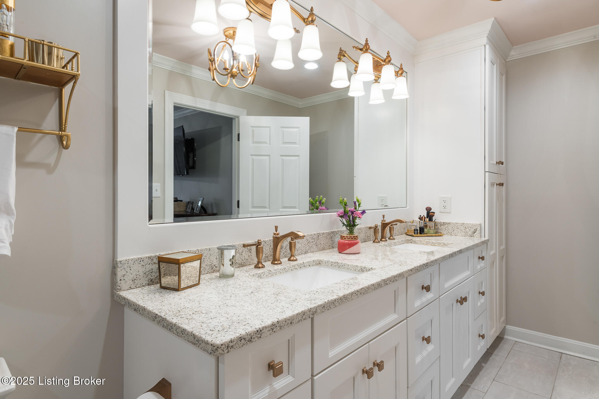 9009 Hurstwood Ct, Louisville, Kentucky image 32