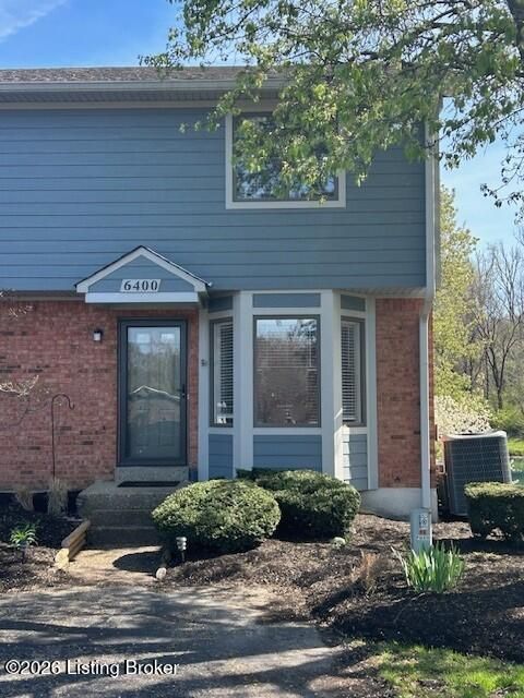 Photo of 6400 Marina Dr, Prospect, KY 40059 (MLS # 1711742)