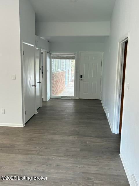Tiny photo for 1233 Vance Ave, New Albany, IN 47150 (MLS # 1729772)