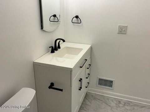 Tiny photo for 1233 Vance Ave, New Albany, IN 47150 (MLS # 1729772)