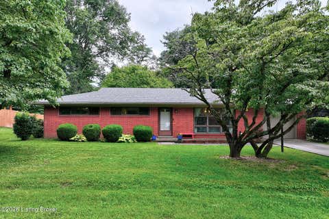 Homes For Sale - 1200 Meadowridge Trail<br/> Goshen, KY 40026