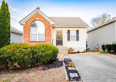 Photo of 12505 Kiawah Ct, Louisville, KY 40245 (MLS # 1703518)