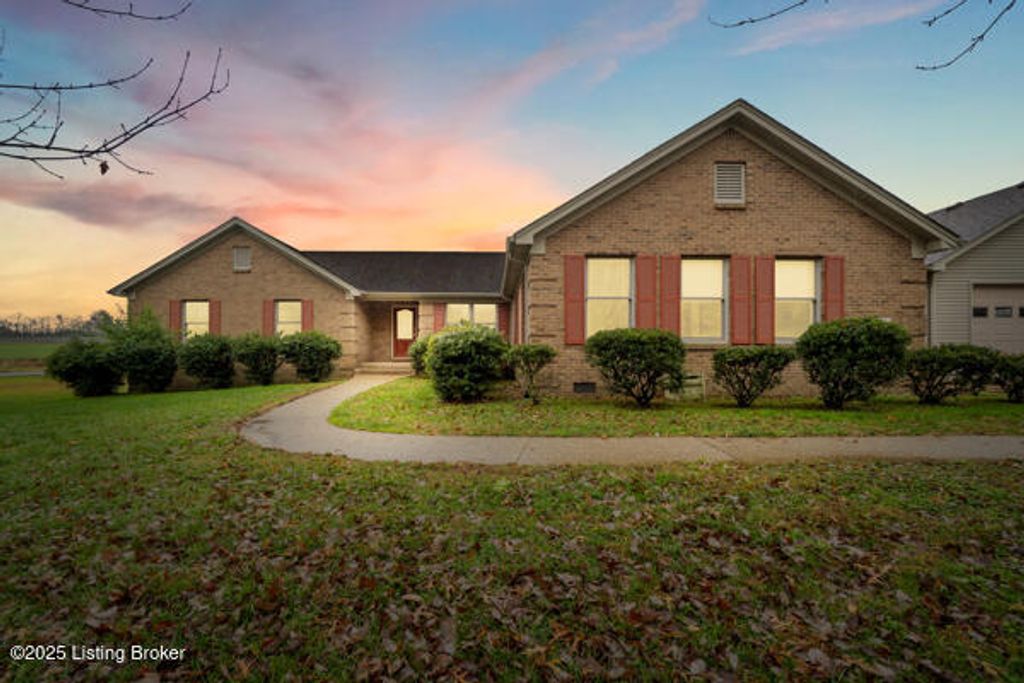 Photo of 1192 MCCORMICK Ln, Lawrenceburg, KY 40342 (MLS # 1704057)