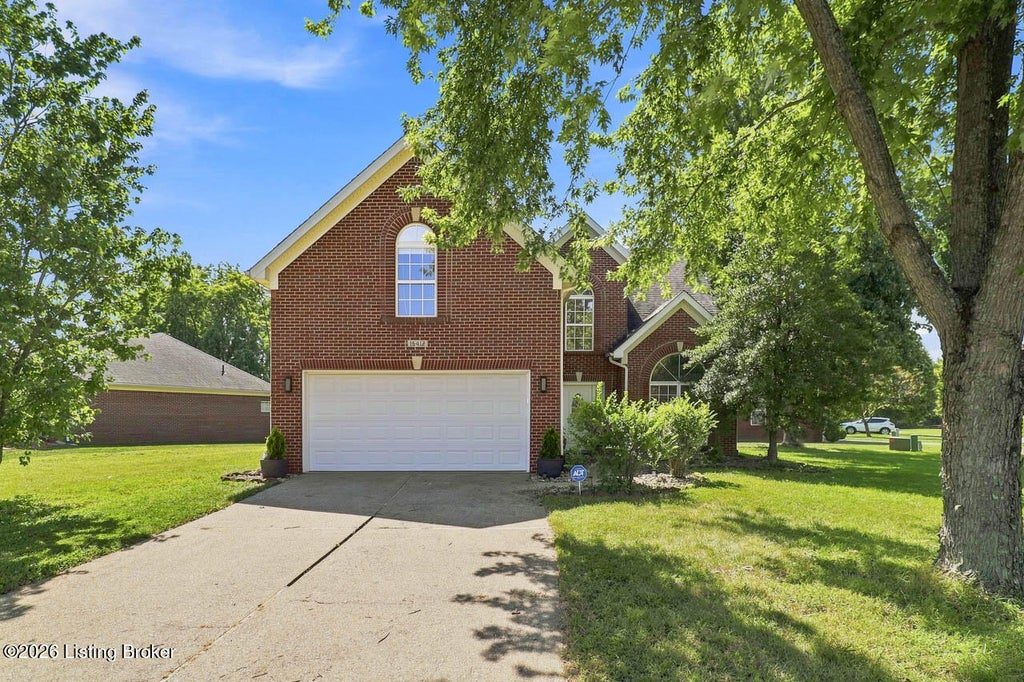 Photo of 16412 Snaffel Bit Ct, Louisville, KY 40245 (MLS # 1727716)