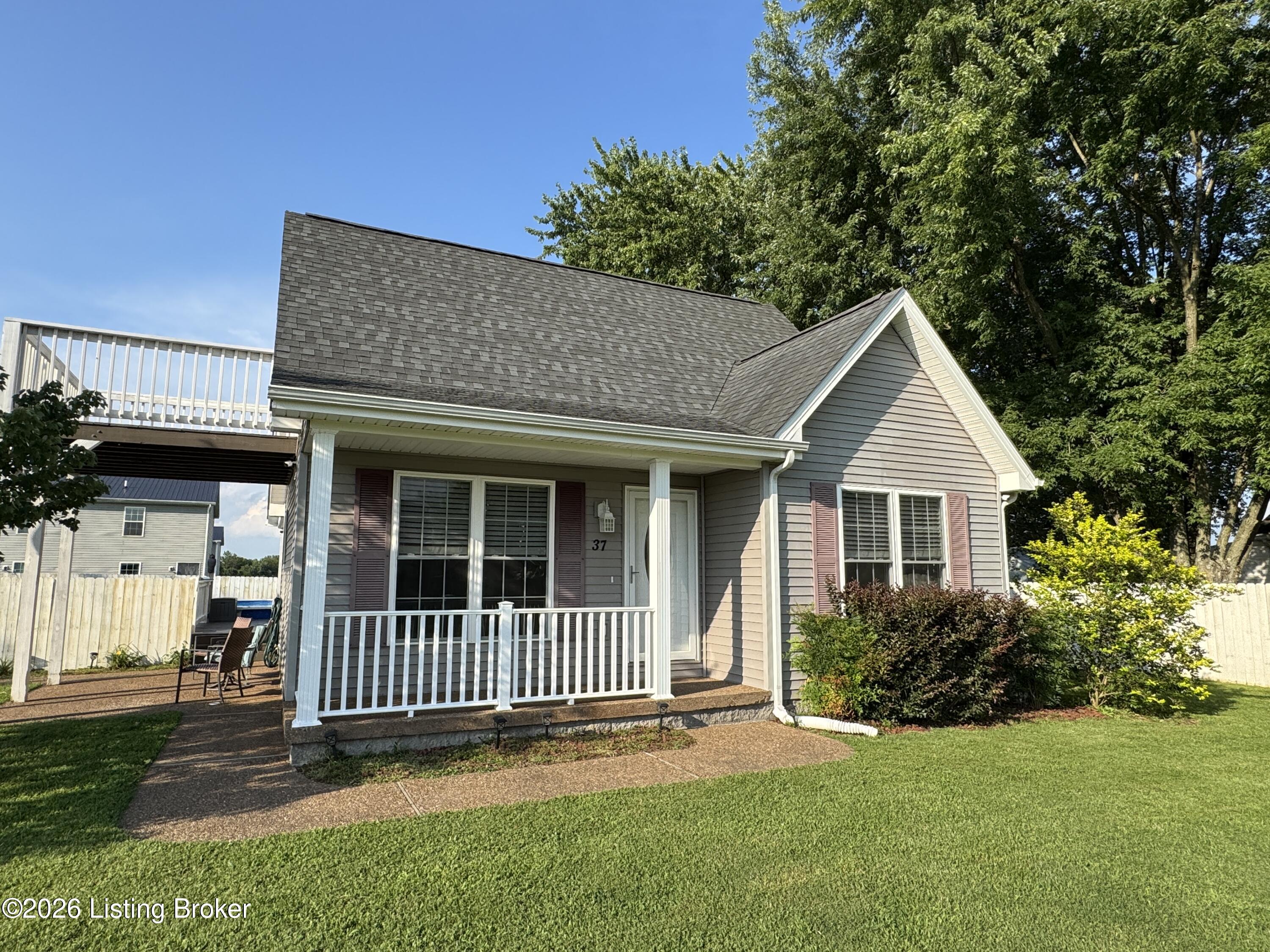 Photo 1 of 24 — 37 Vincent Way, Leitchfield, KY 42754