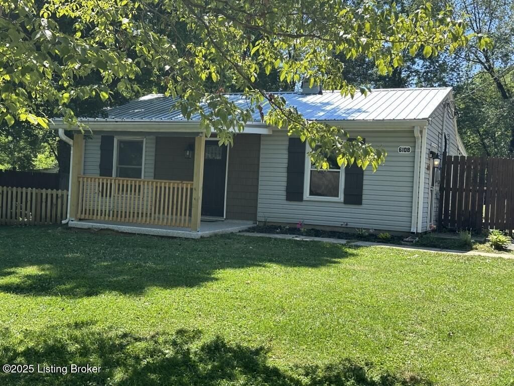 Photo of 6108 Potts Ln, Crestwood, KY 40014 (MLS # 1703154)