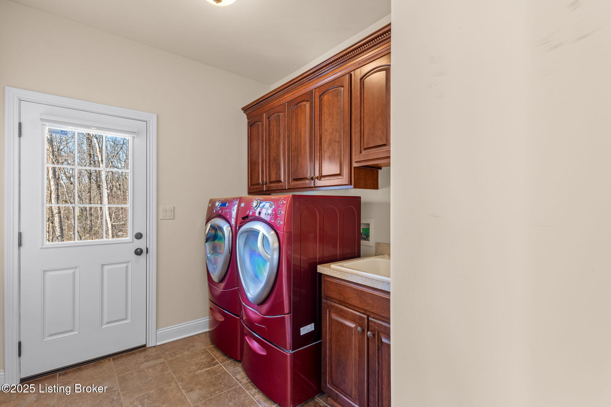 6115 Winkler Rd, Crestwood, Kentucky image 31